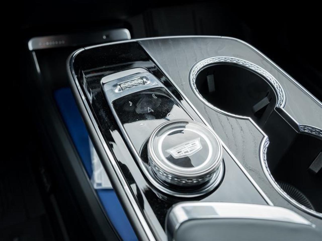 2026 Cadillac LYRIQ Signature Luxury 4dr Photo