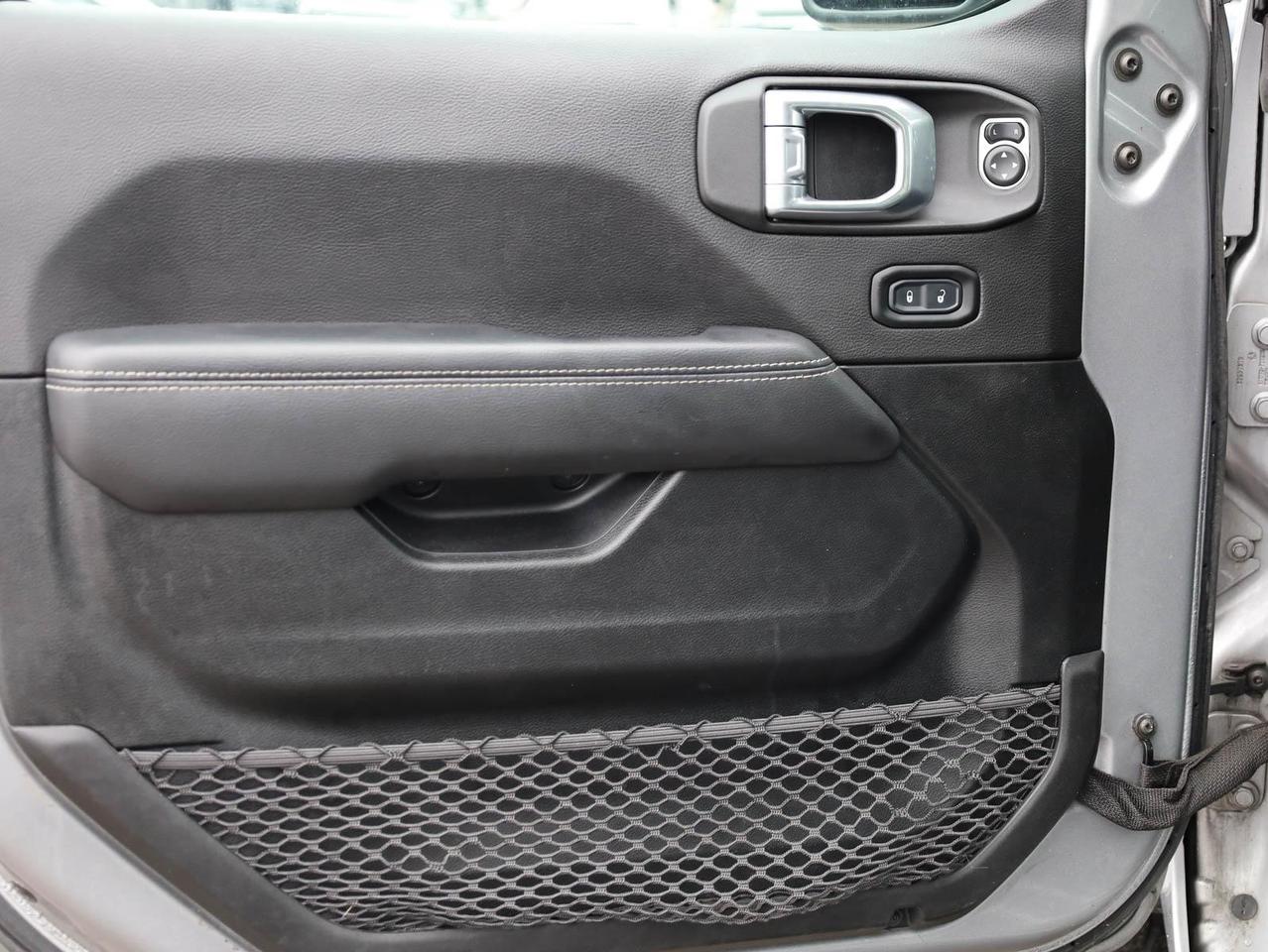 2021 Jeep WRANGLER UNLIMITED Sahara 4dr 4x4 Photo