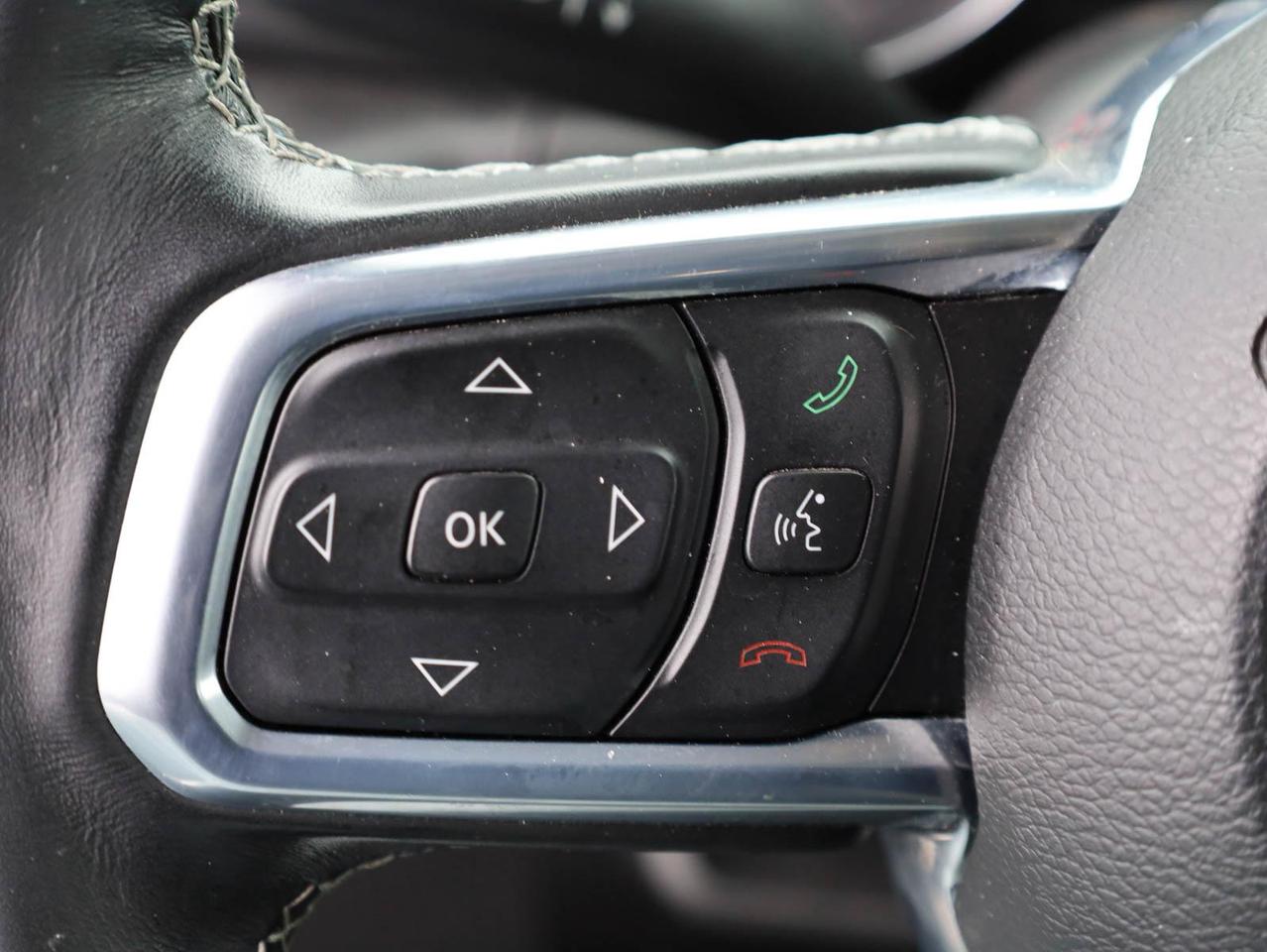 2021 Jeep WRANGLER UNLIMITED Sahara 4dr 4x4 Photo