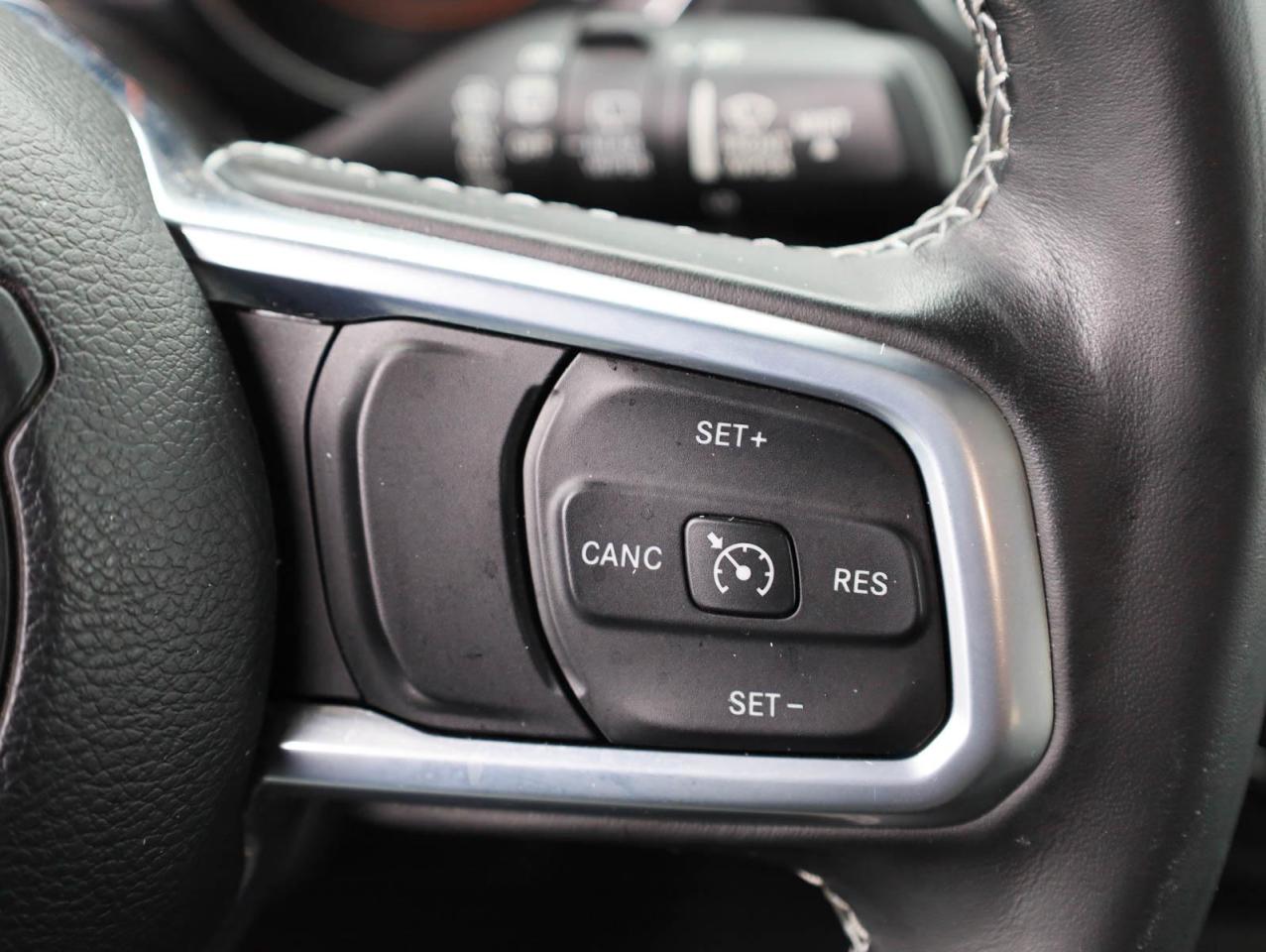 2021 Jeep WRANGLER UNLIMITED Sahara 4dr 4x4 Photo