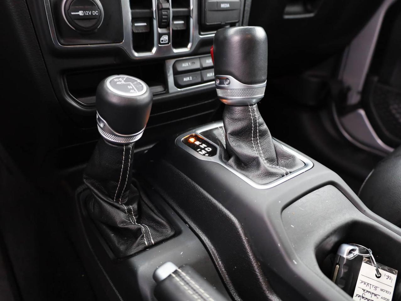 2021 Jeep WRANGLER UNLIMITED Sahara 4dr 4x4 Photo