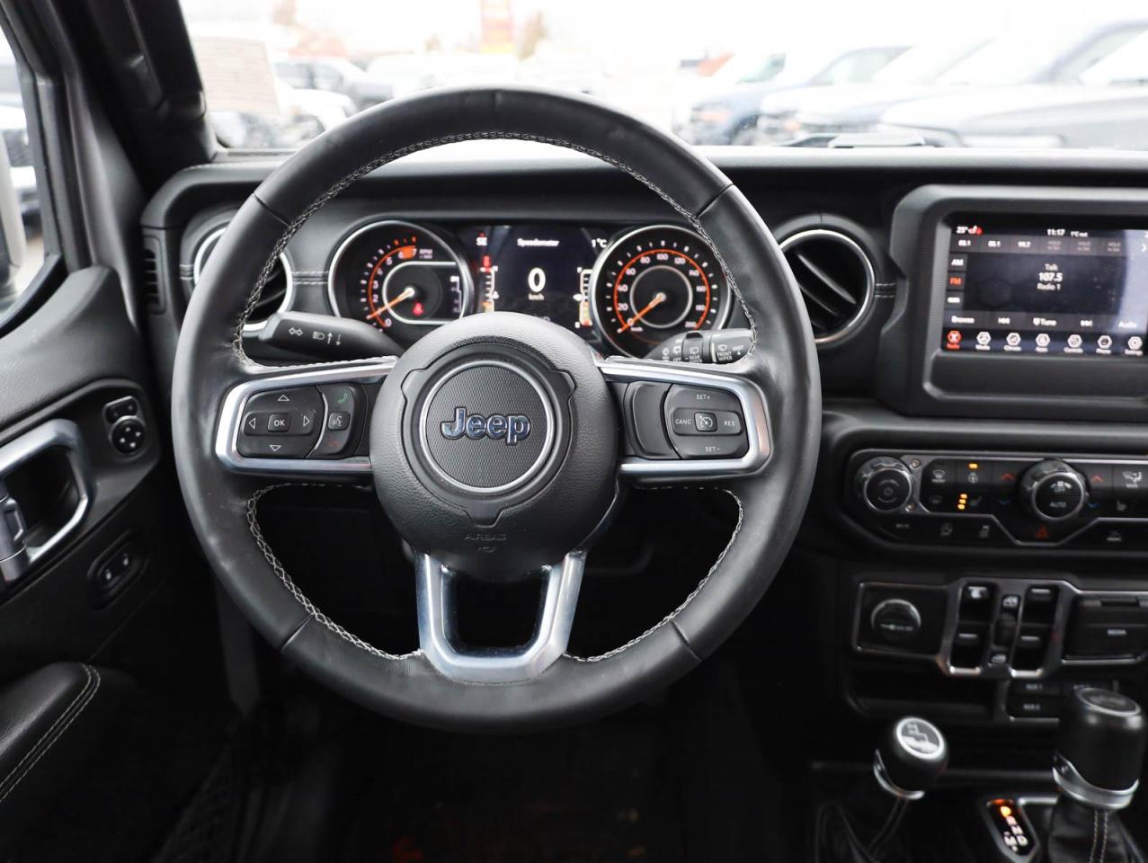 2021 Jeep WRANGLER UNLIMITED Sahara 4dr 4x4 Photo