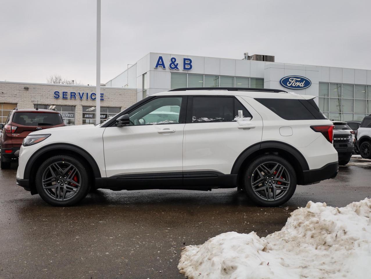 2026 Ford Explorer ST 4dr 4x4 Photo