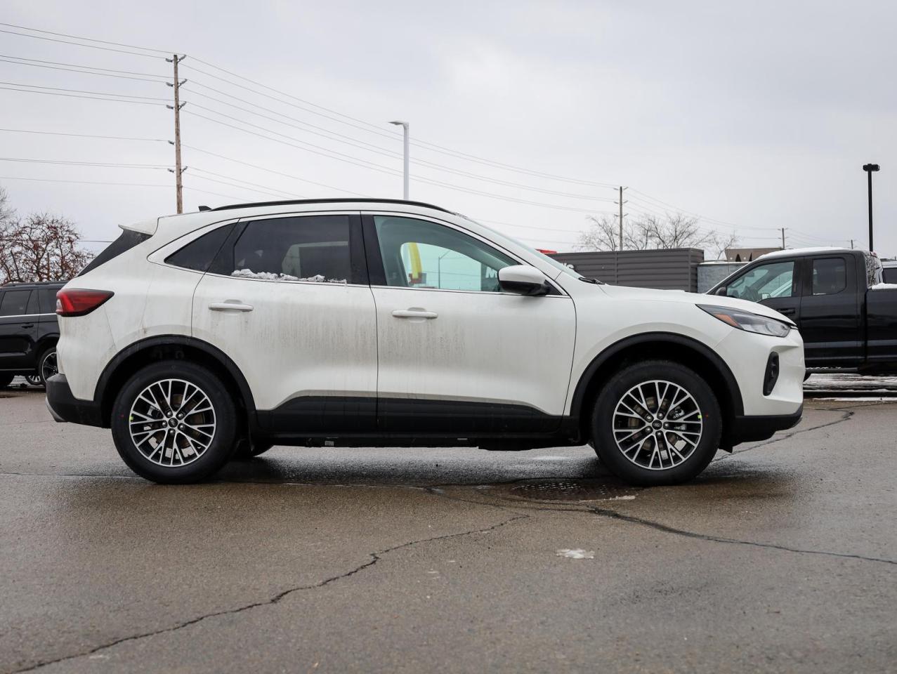 2026 Ford Escape PHEV 4dr Front-Wheel Drive Photo