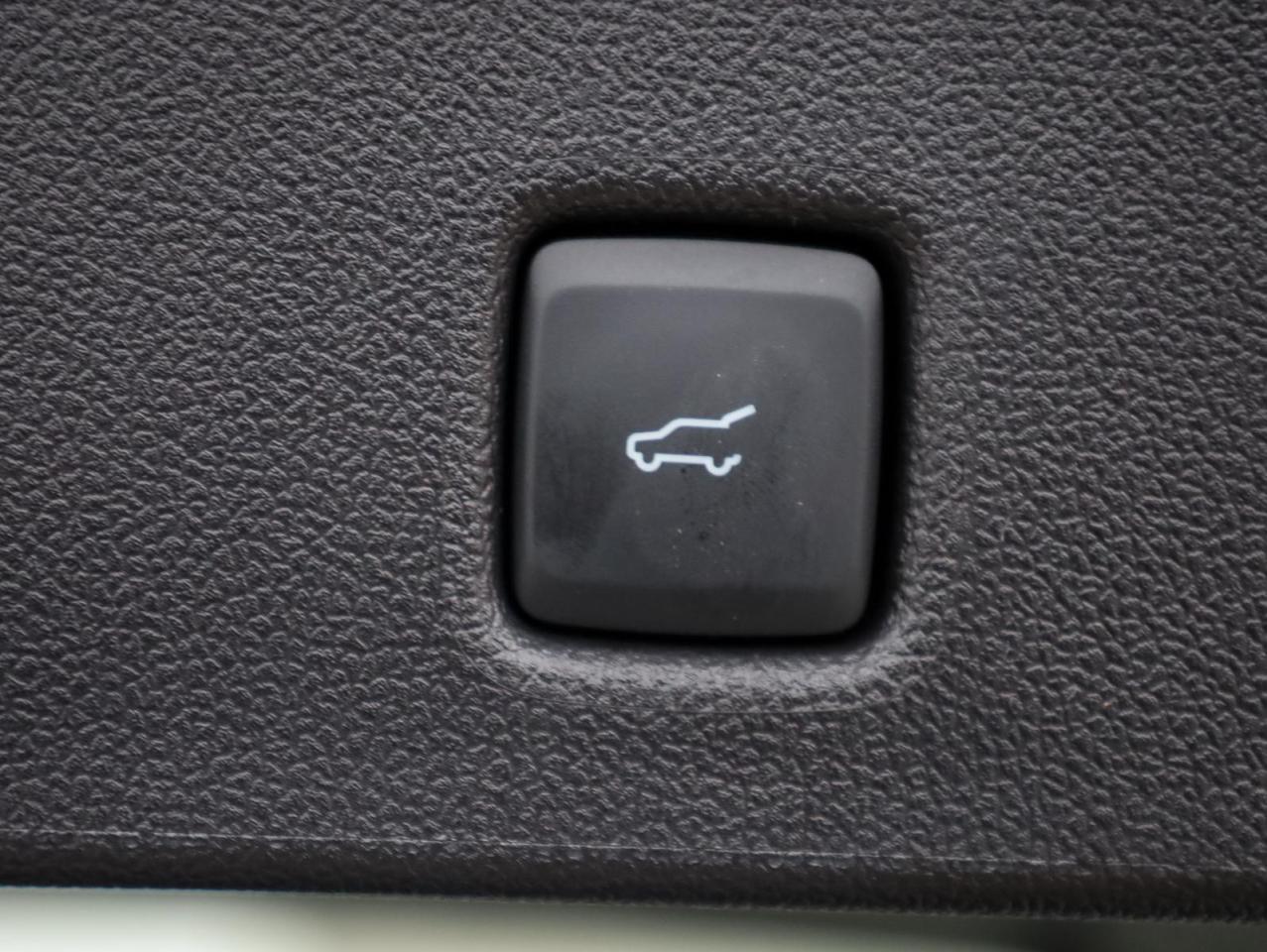 2026 Ford Escape PHEV 4dr Front-Wheel Drive Photo