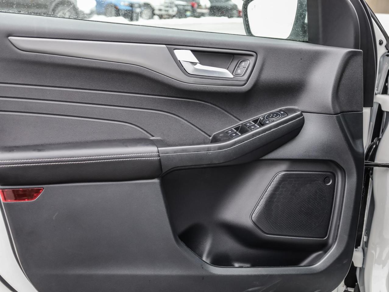 2026 Ford Escape PHEV 4dr Front-Wheel Drive Photo