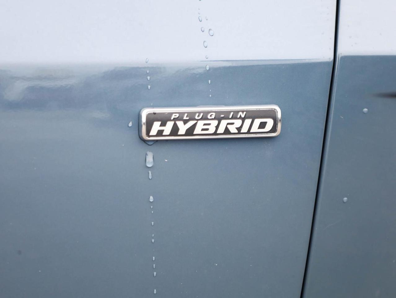 2026 Ford Escape PHEV 4dr Front-Wheel Drive Photo