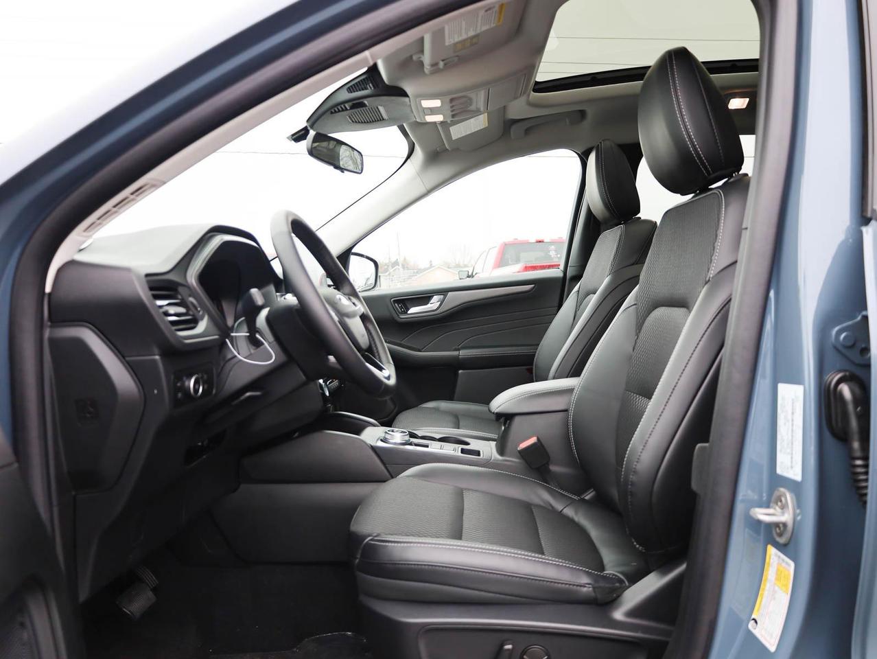 2026 Ford Escape PHEV 4dr Front-Wheel Drive Photo