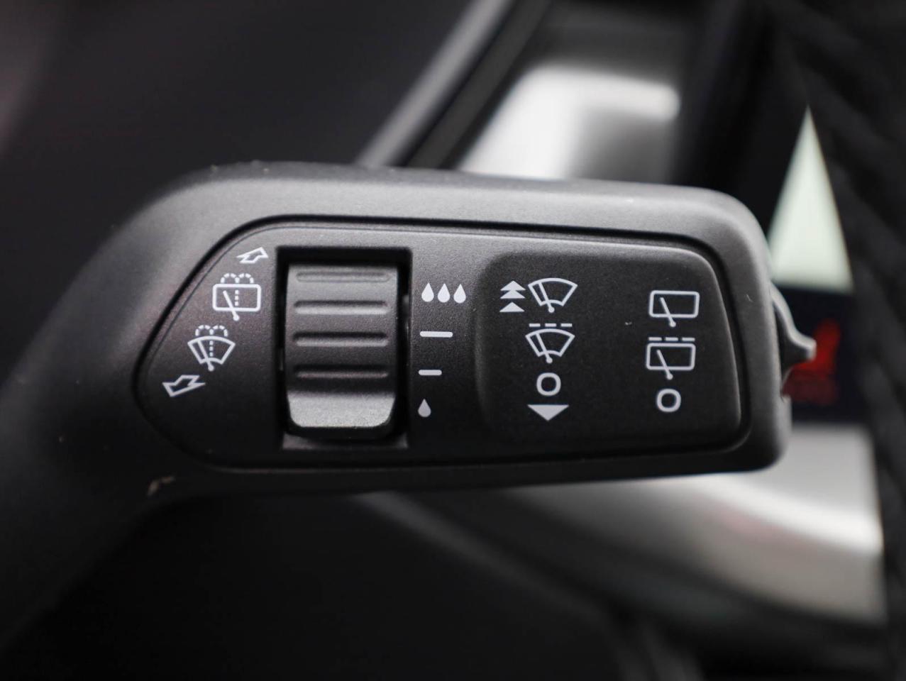 2026 Ford Escape PHEV 4dr Front-Wheel Drive Photo