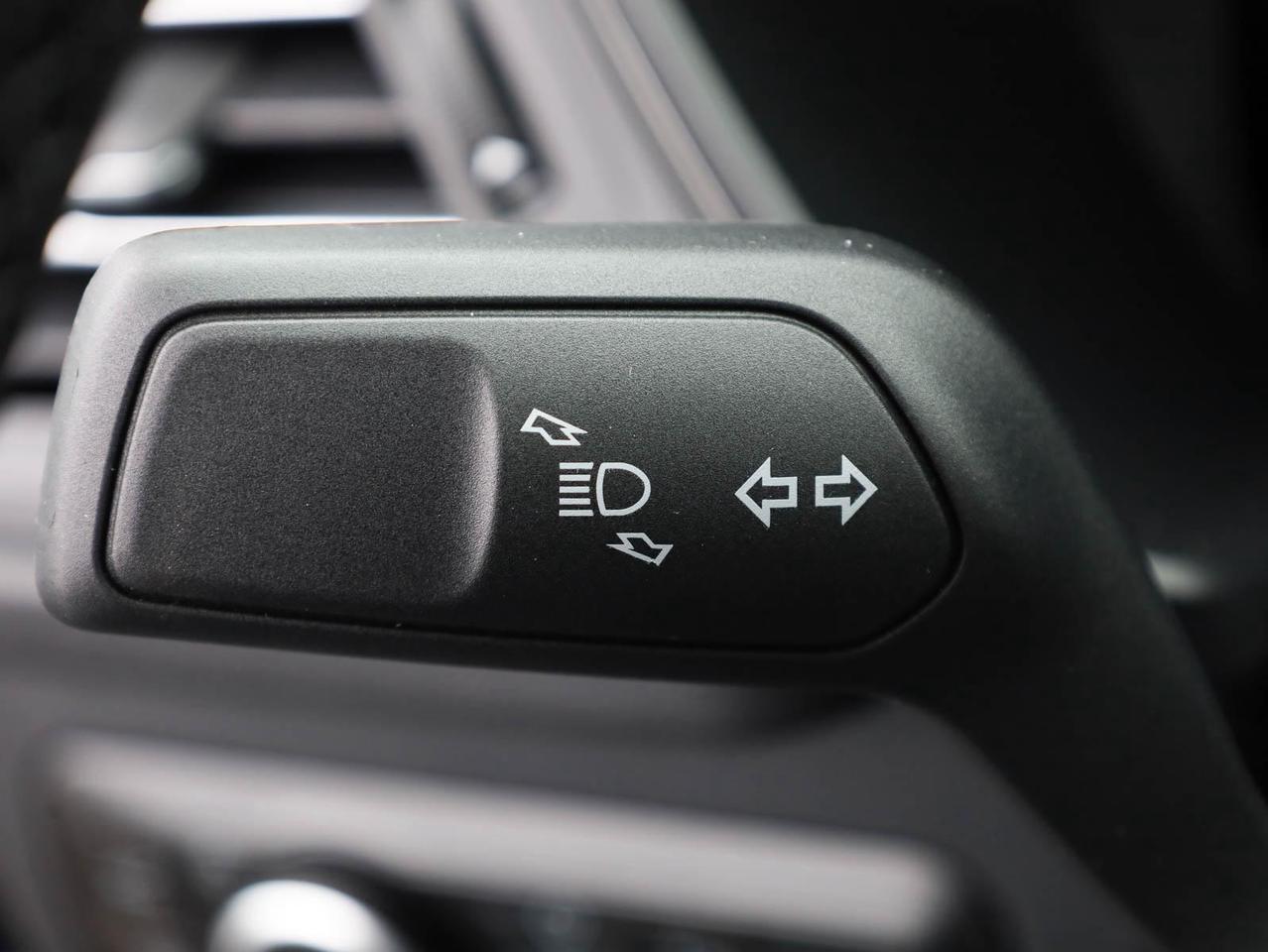 2026 Ford Escape PHEV 4dr Front-Wheel Drive Photo