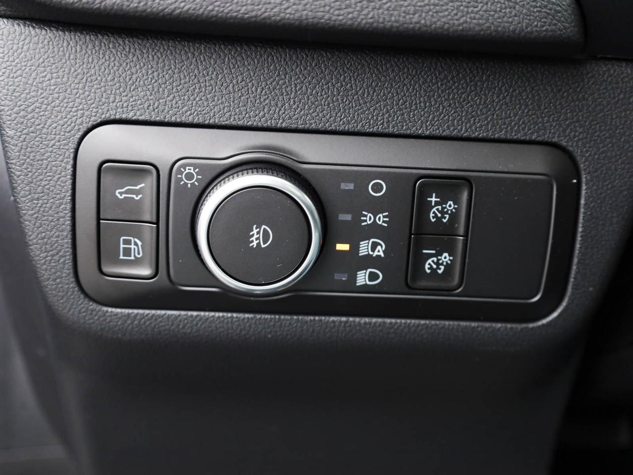 2026 Ford Escape PHEV 4dr Front-Wheel Drive Photo