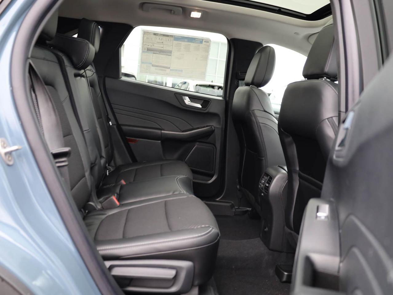 2026 Ford Escape PHEV 4dr Front-Wheel Drive Photo