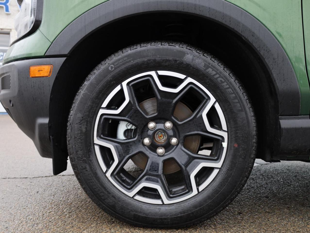 2025 Ford Bronco Sport Outer Banks 4dr 4x4 Photo