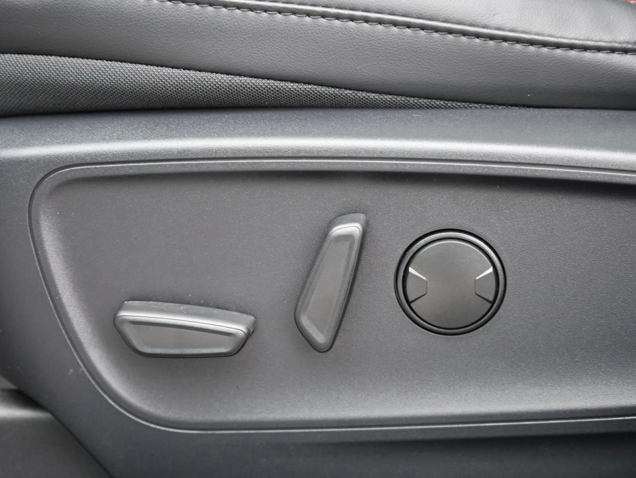 2026 Ford Escape ST-Line 4dr All-Wheel Drive Photo