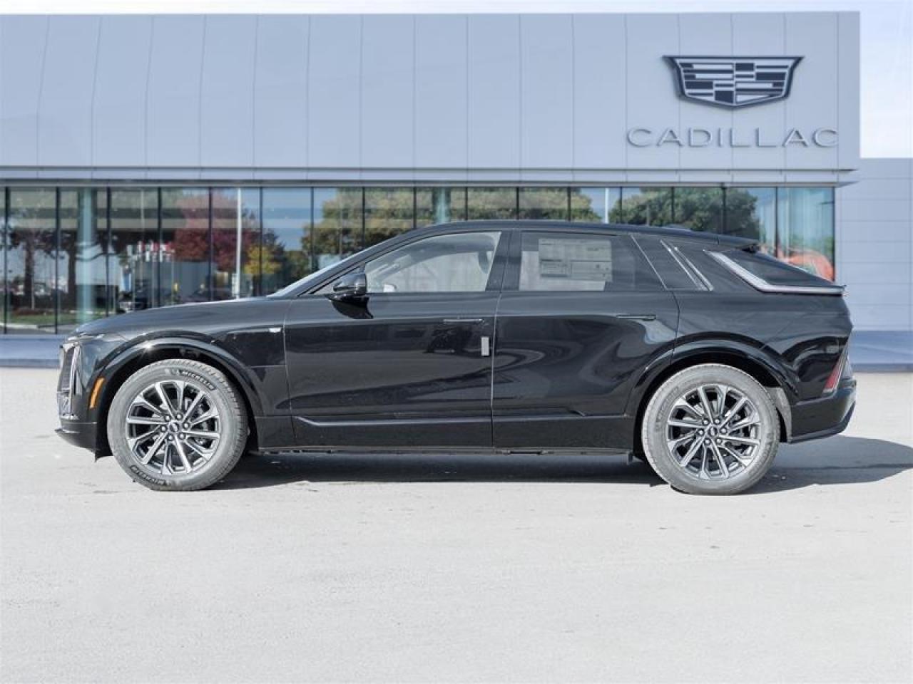 2026 Cadillac LYRIQ Premium Sport 4dr Photo3