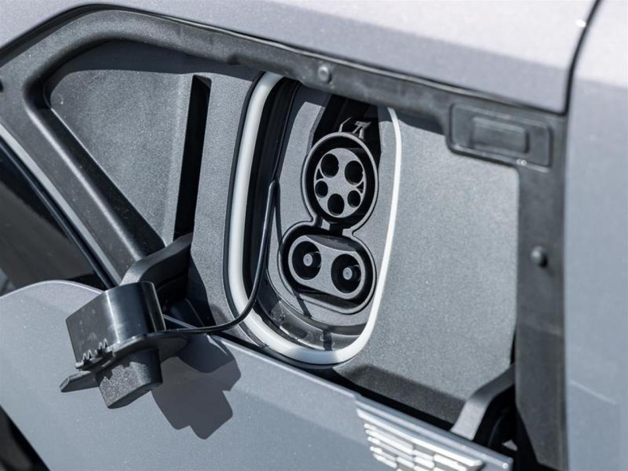 2026 Cadillac LYRIQ Luxury 4dr Photo