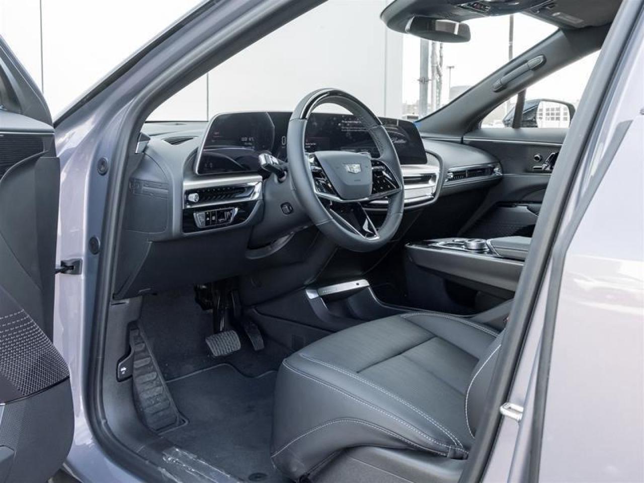 2026 Cadillac LYRIQ Luxury 4dr Photo