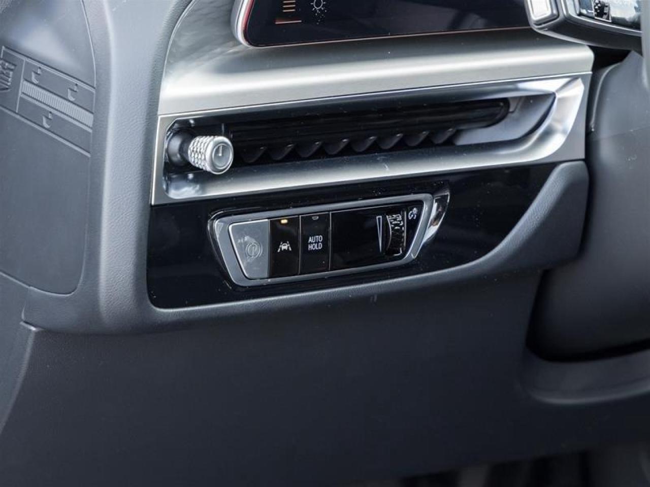 2026 Cadillac LYRIQ Luxury 4dr Photo