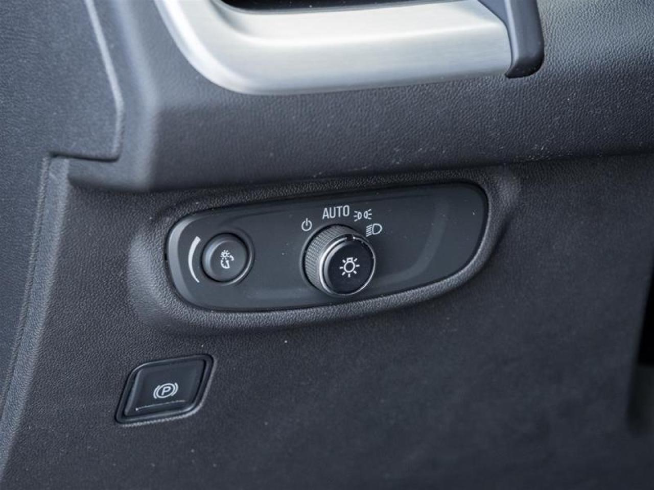 2022 GMC Terrain SLE Front-Wheel Drive Photo