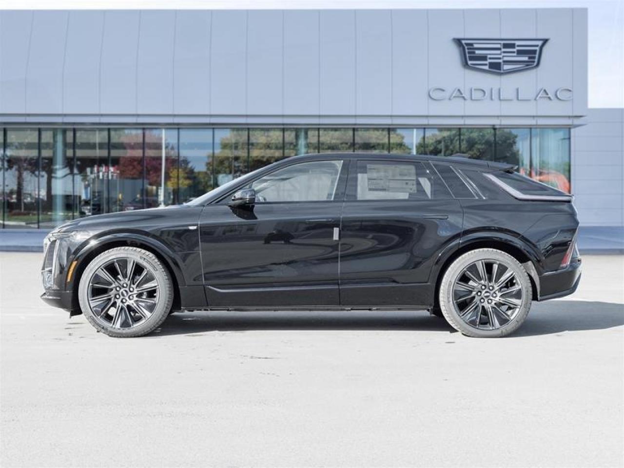 2026 Cadillac LYRIQ Signature Sport 4dr Photo3