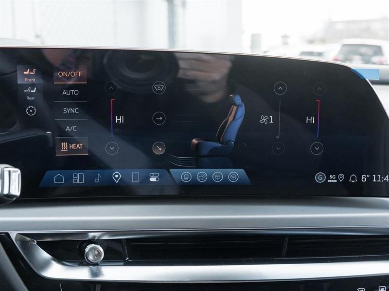 2026 Cadillac LYRIQ Signature Sport 4dr Photo