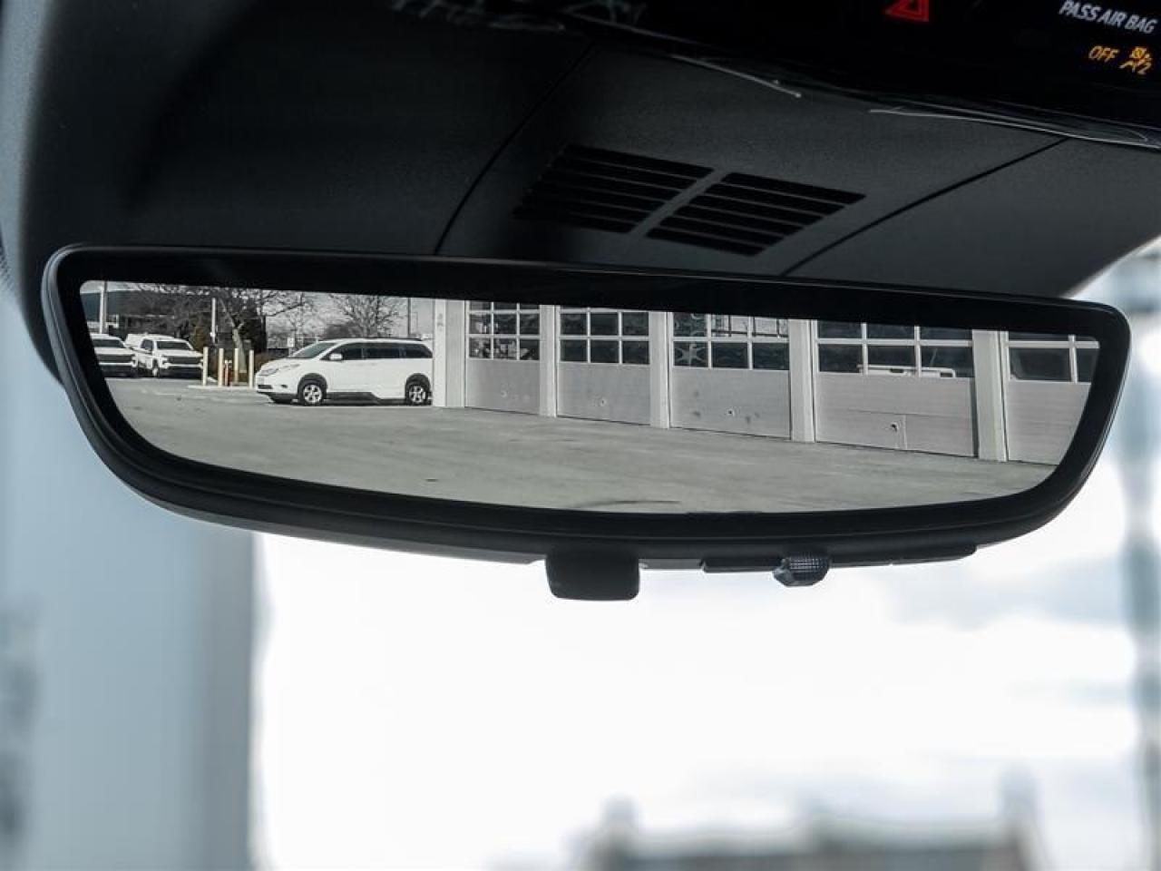 2026 Cadillac LYRIQ Signature Sport 4dr Photo