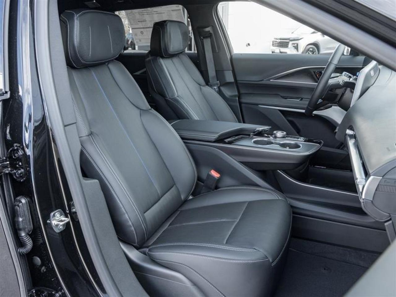 2026 Cadillac LYRIQ Signature Sport 4dr Photo