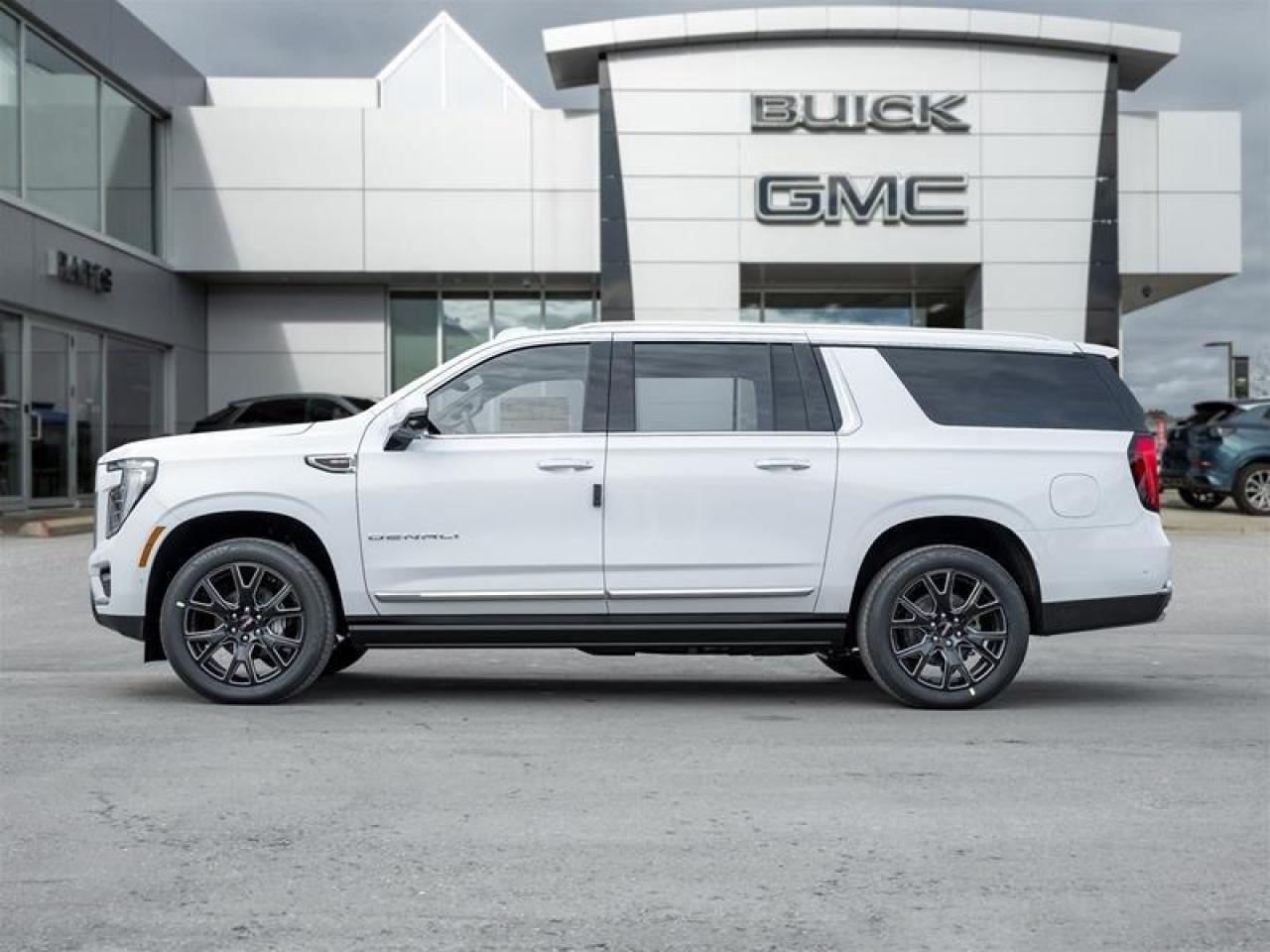 2026 GMC Yukon XL Denali 4dr 4x4 Photo2