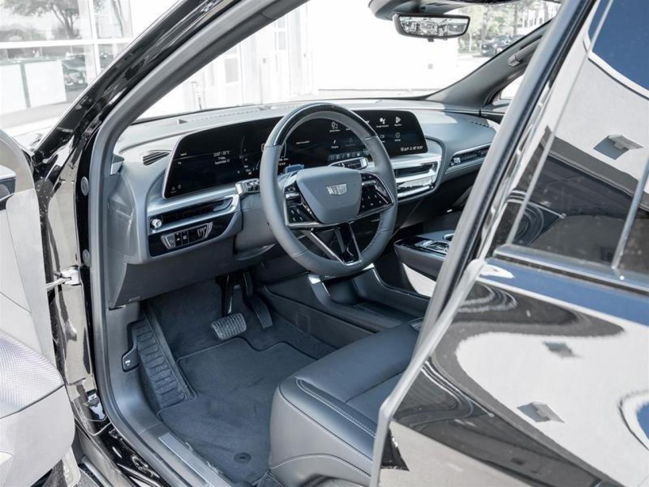 2026 Cadillac LYRIQ Premium Luxury 4dr Photo