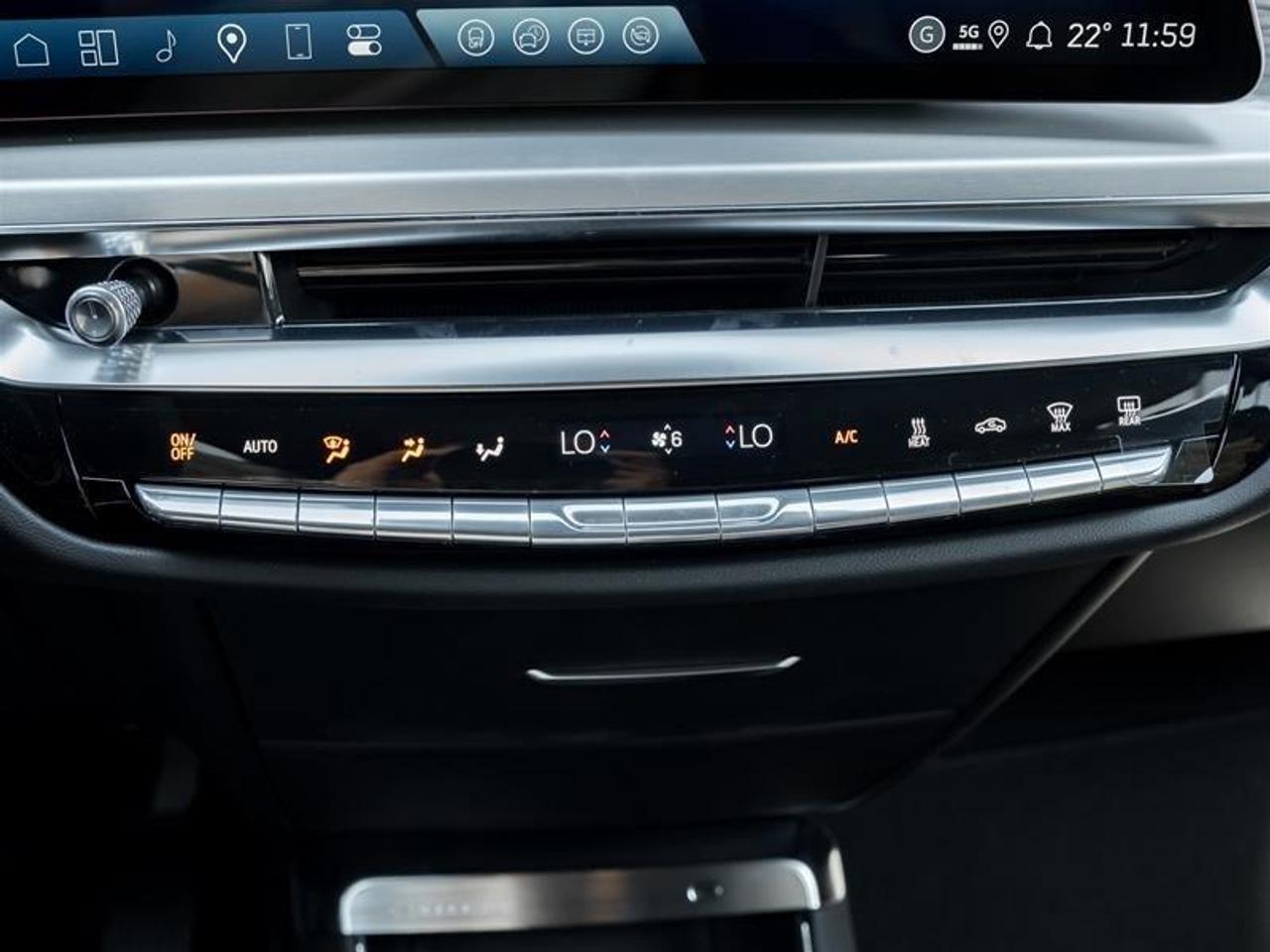 2026 Cadillac LYRIQ Premium Luxury 4dr Photo