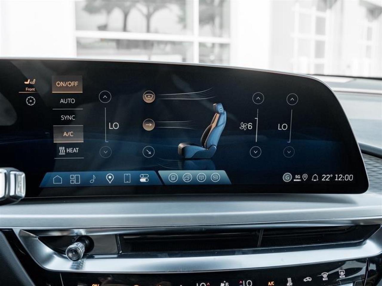 2026 Cadillac LYRIQ Premium Luxury 4dr Photo