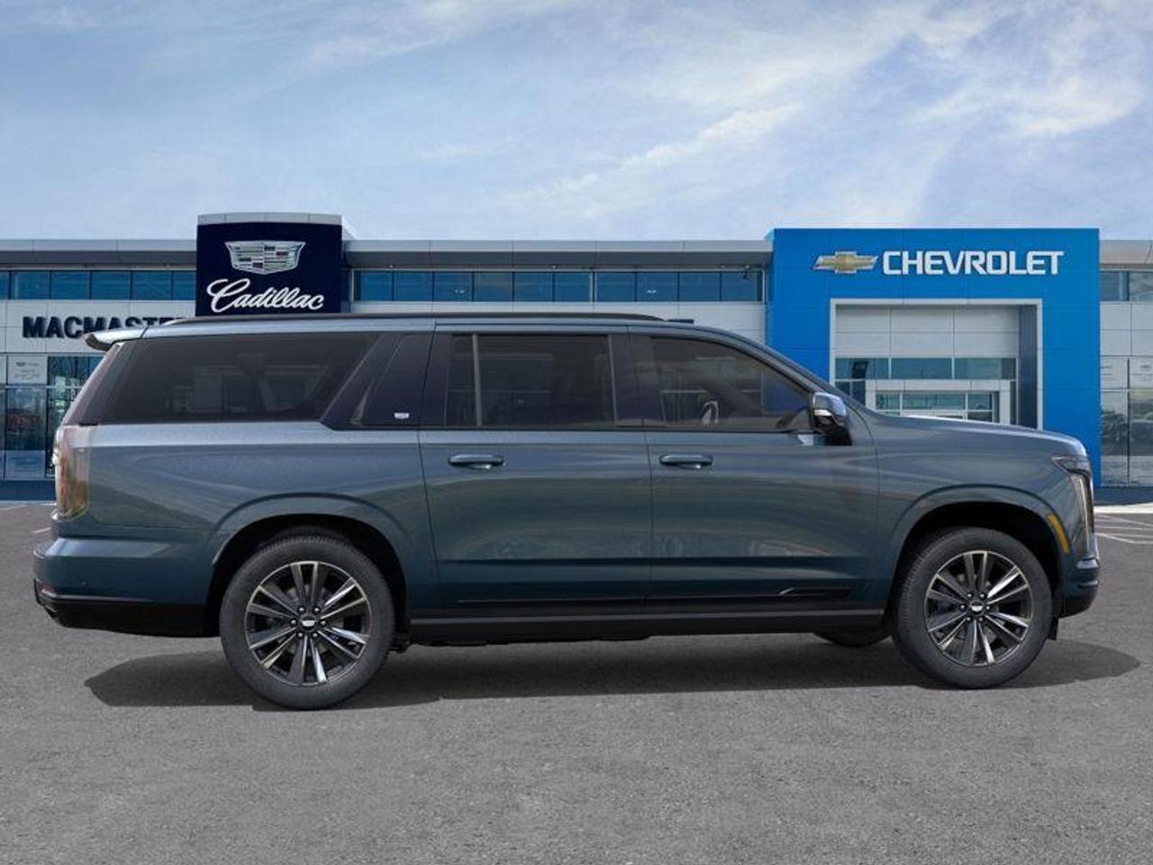 2026 Cadillac Escalade ESV Sport 4dr 4x4 Photo4