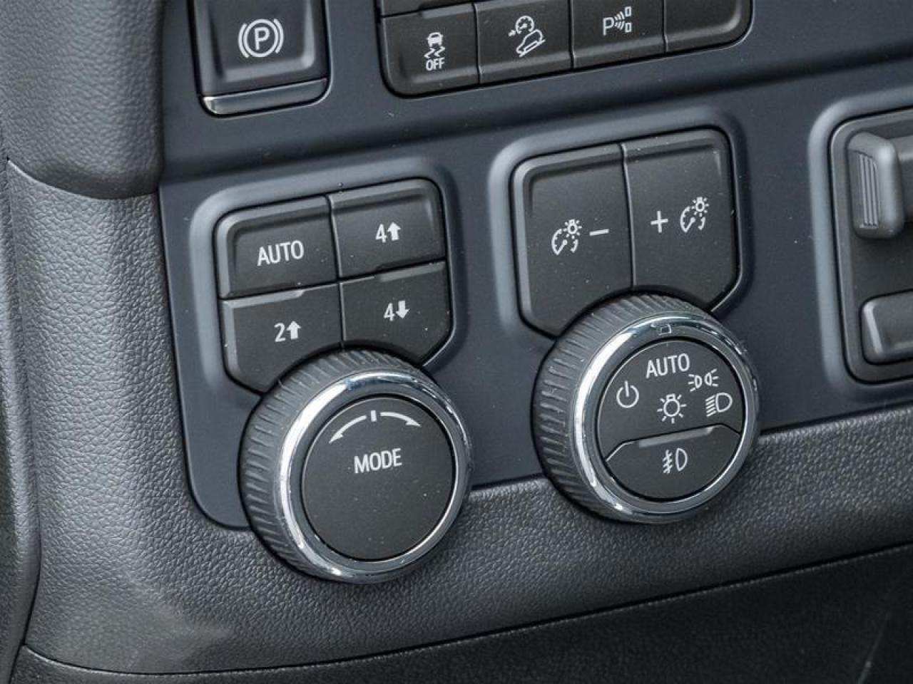 2026 Chevrolet Suburban Premier 4dr 4x4 Photo