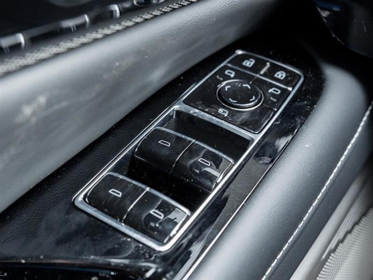 2026 Cadillac OPTIQ Sport 4dr Photo