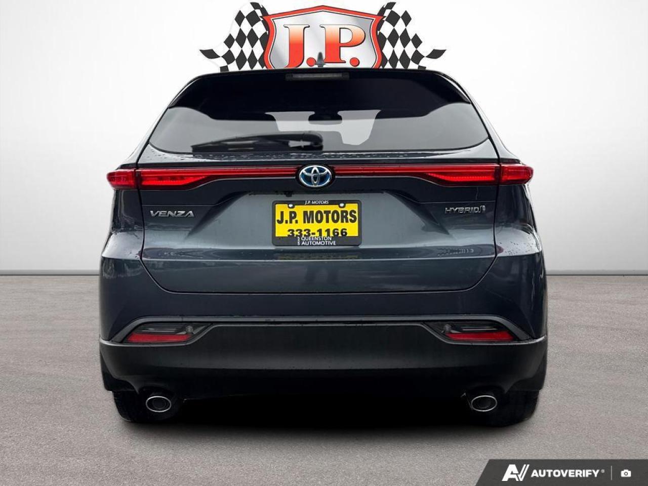 2022 Toyota Venza LE BACKUP CAM   BLUETOOTH   HTD SEATS   KEYLESS EN Photo