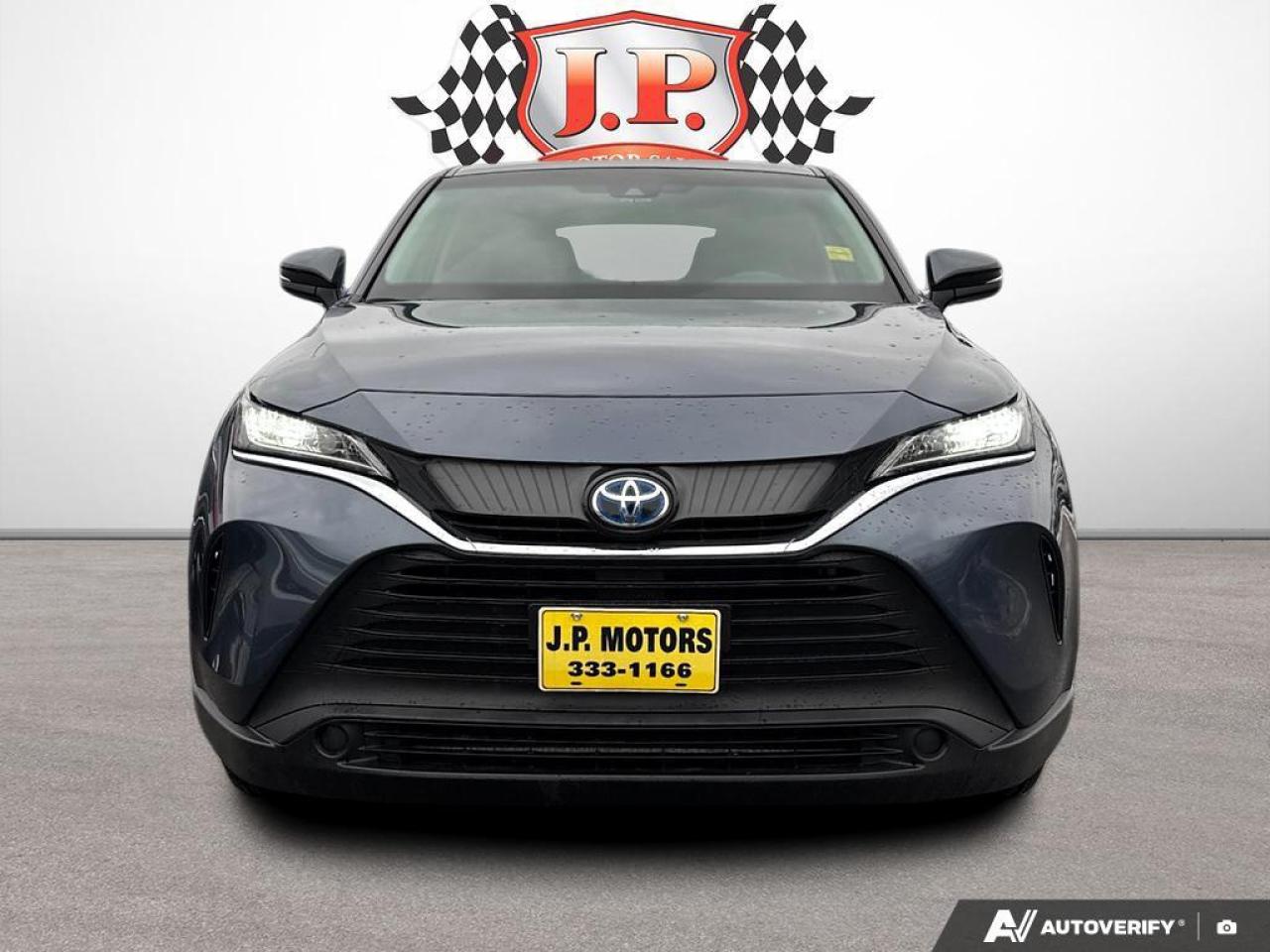 2022 Toyota Venza LE BACKUP CAM   BLUETOOTH   HTD SEATS   KEYLESS EN Photo