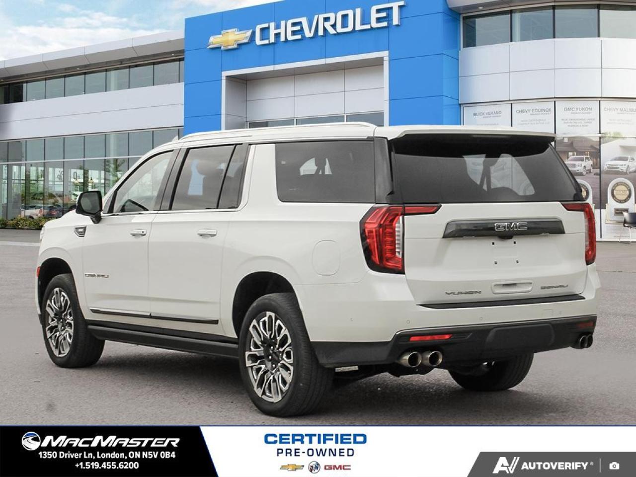 2023 GMC Yukon XL Denali Ultimate 4x4 Photo