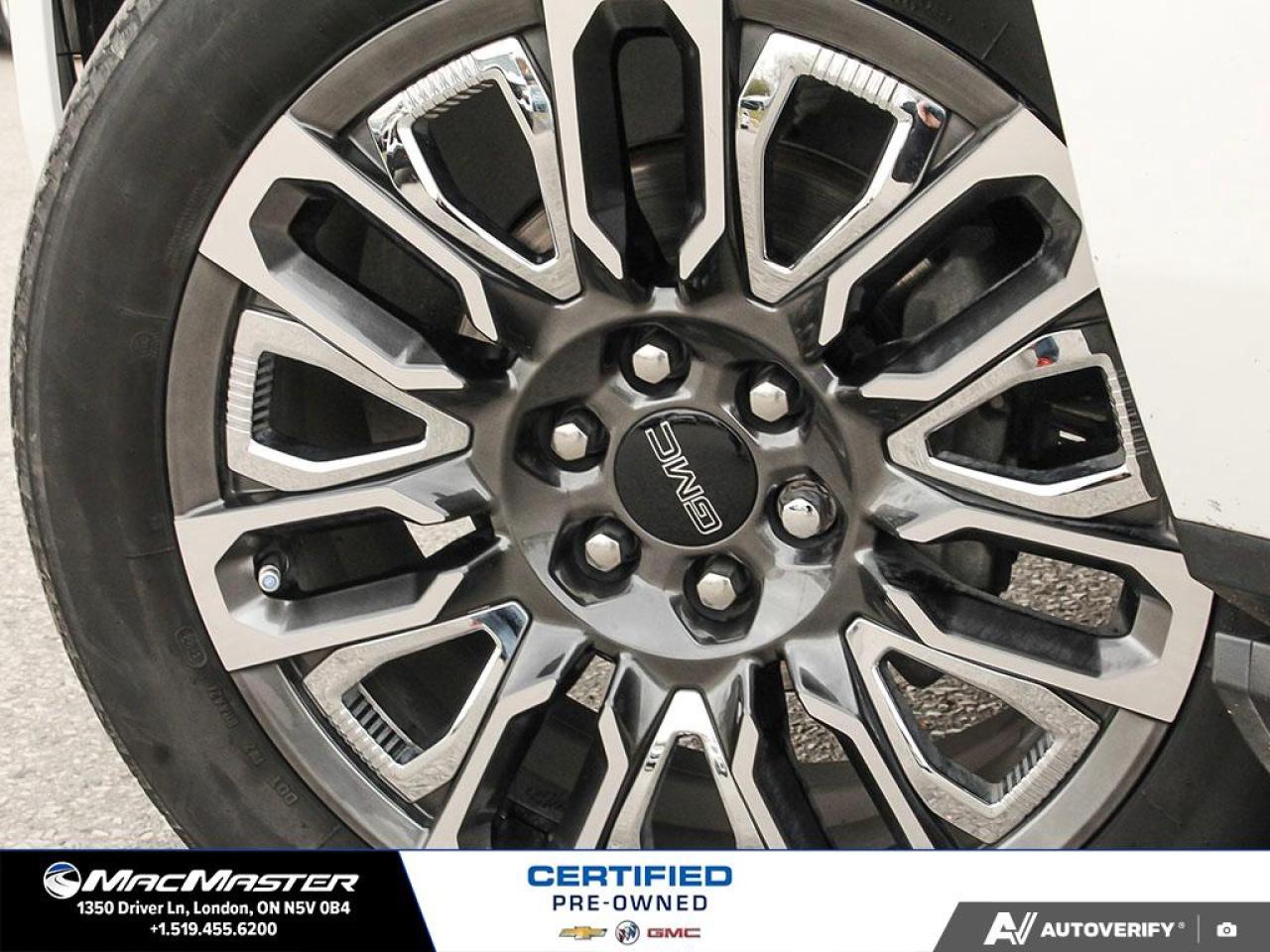 2023 GMC Yukon XL Denali Ultimate 4x4 Photo