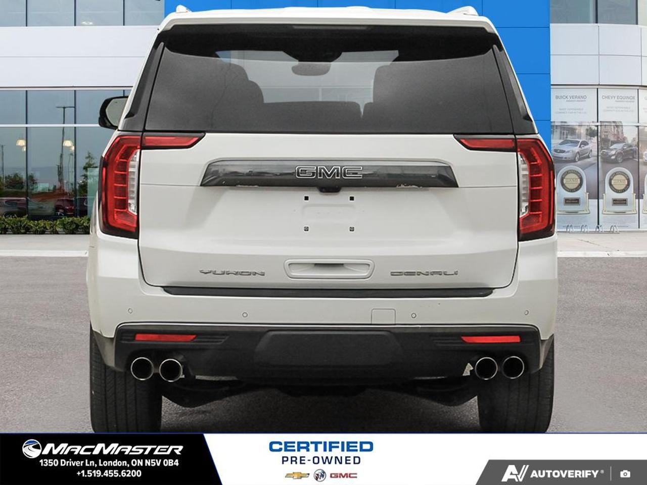 2023 GMC Yukon XL Denali Ultimate 4x4 Photo4