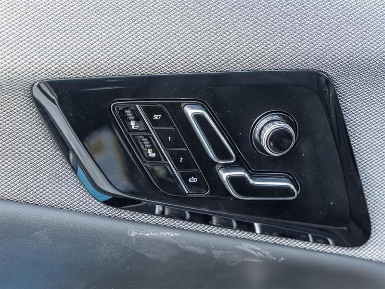 2026 Cadillac OPTIQ Sport 4dr Photo