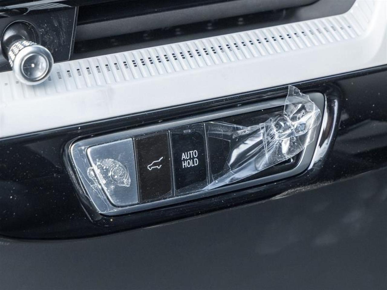 2026 Cadillac OPTIQ Sport 4dr Photo