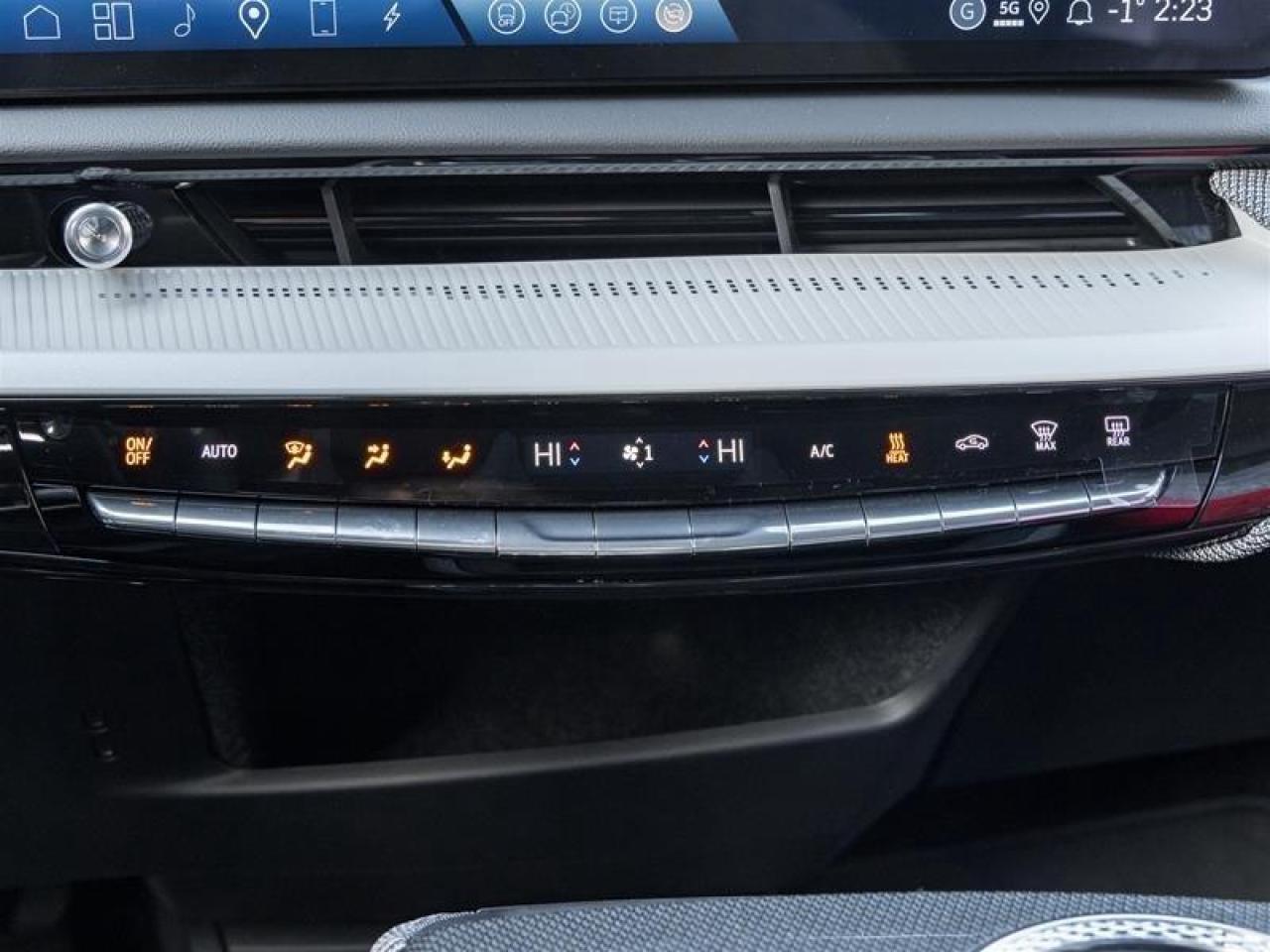 2026 Cadillac OPTIQ Sport 4dr Photo