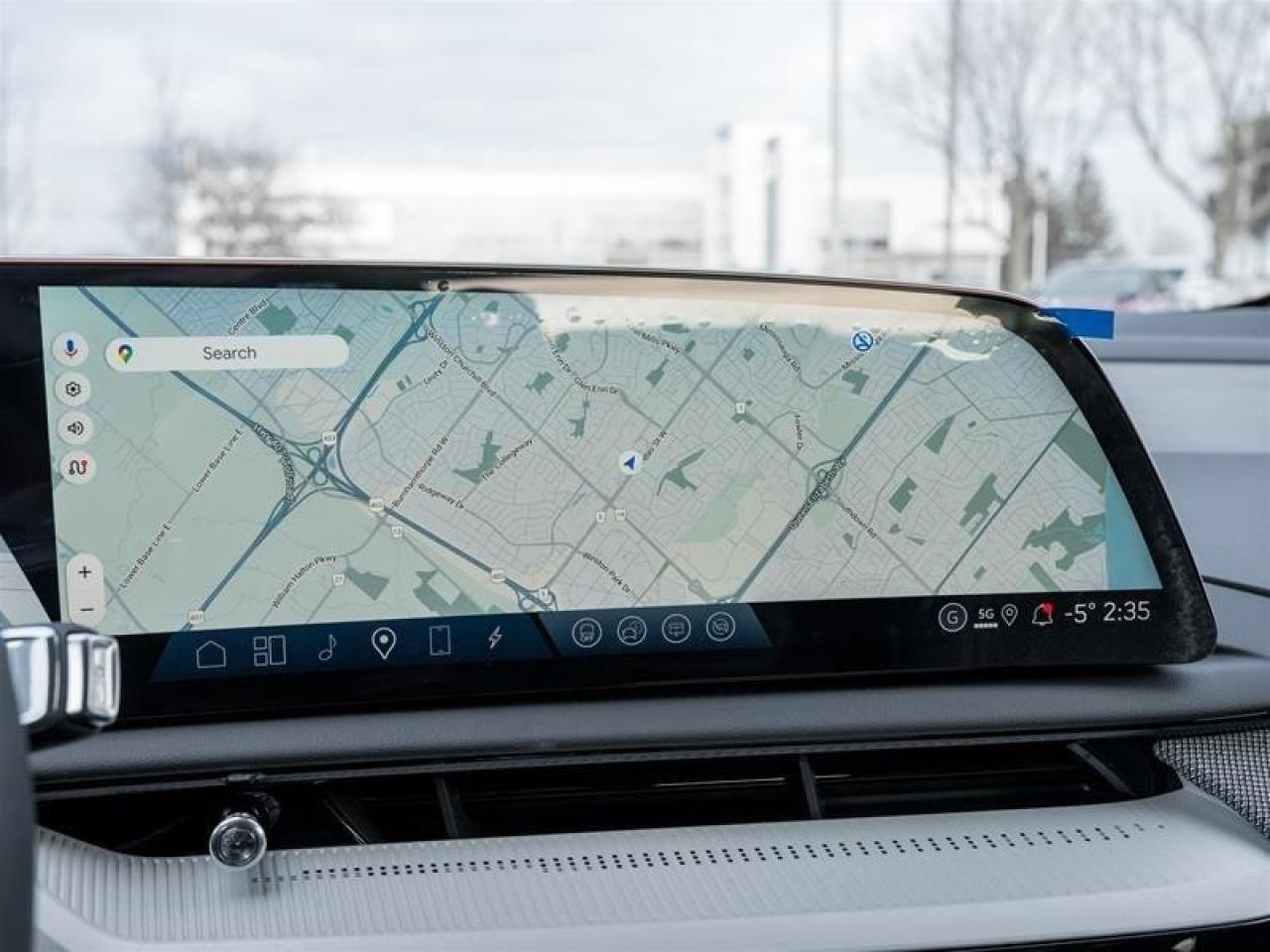 2026 Cadillac OPTIQ Premium Luxury 4dr Photo