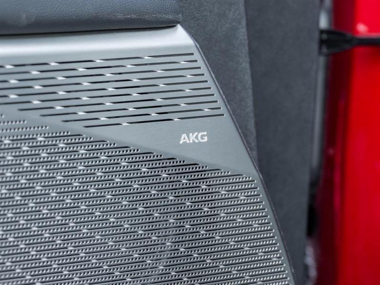 2026 Cadillac OPTIQ Premium Luxury 4dr Photo