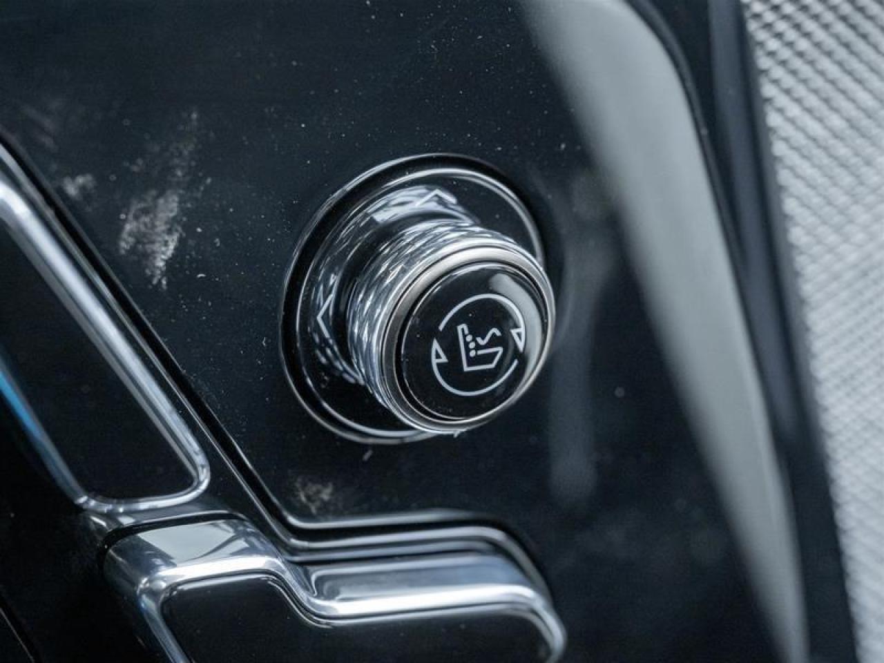 2026 Cadillac OPTIQ Premium Luxury 4dr Photo