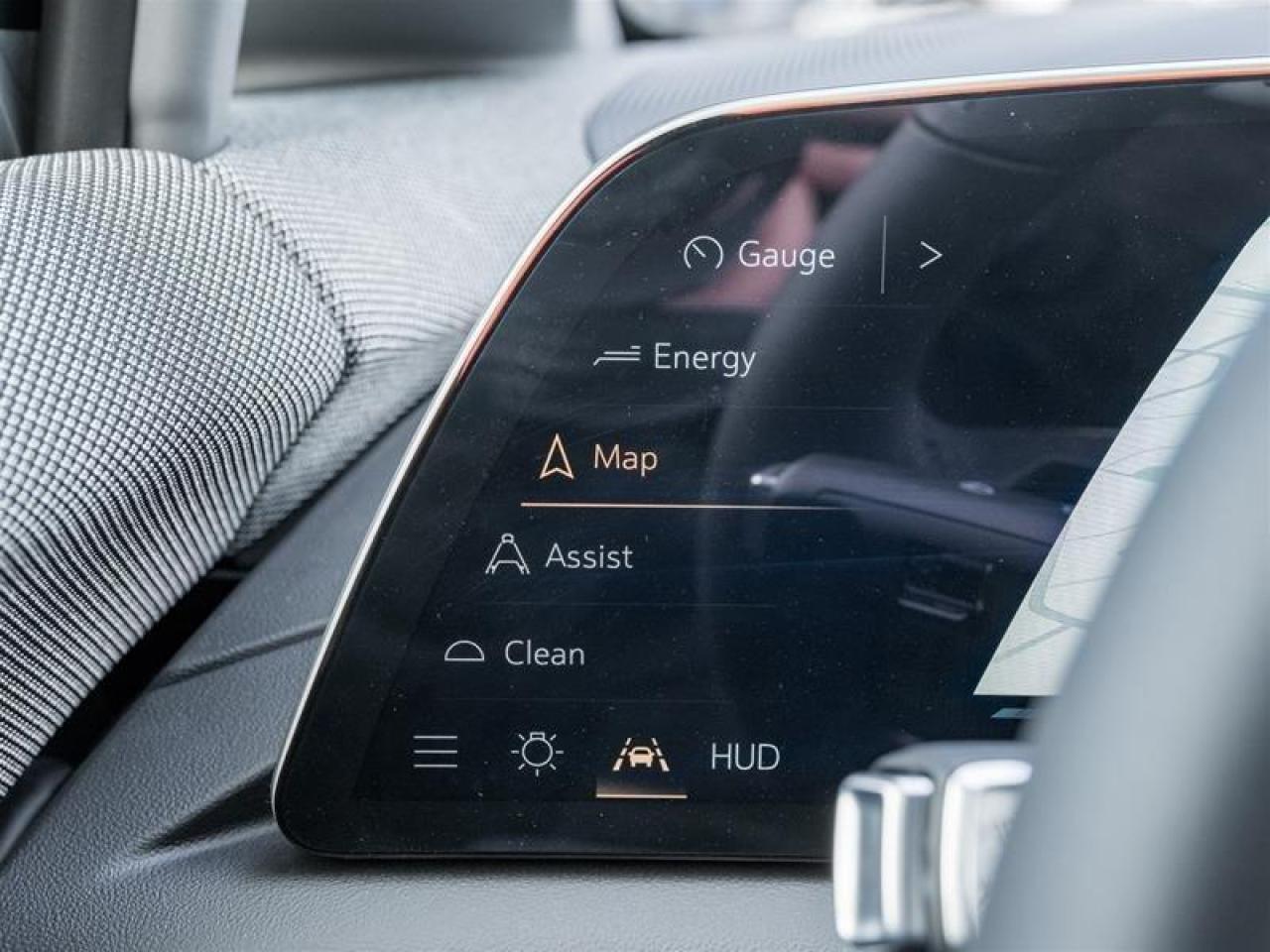 2026 Cadillac OPTIQ Premium Luxury 4dr Photo