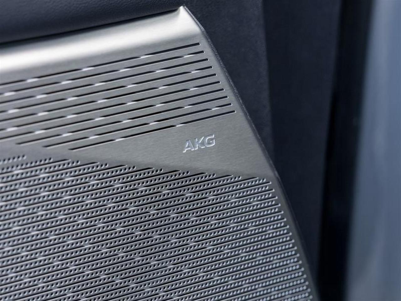 2026 Cadillac OPTIQ Luxury 4dr Photo