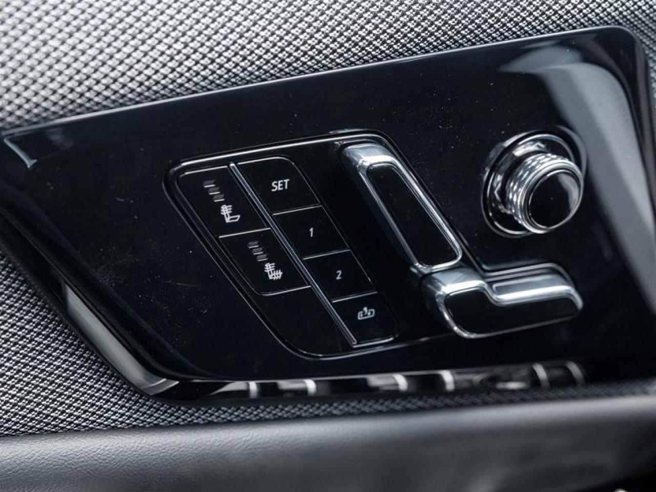 2026 Cadillac OPTIQ Luxury 4dr Photo