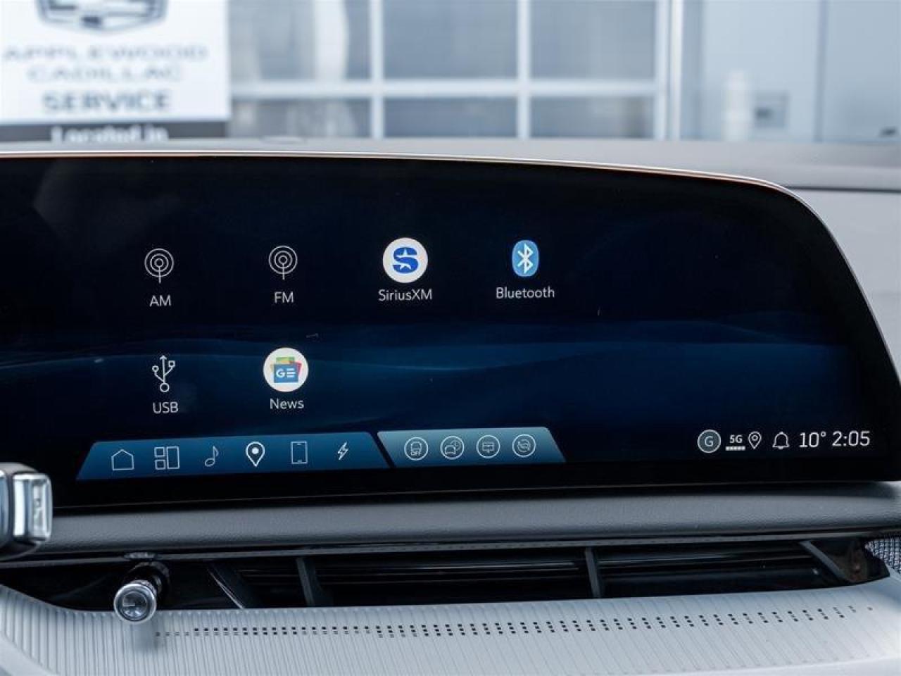 2026 Cadillac OPTIQ Luxury 4dr Photo