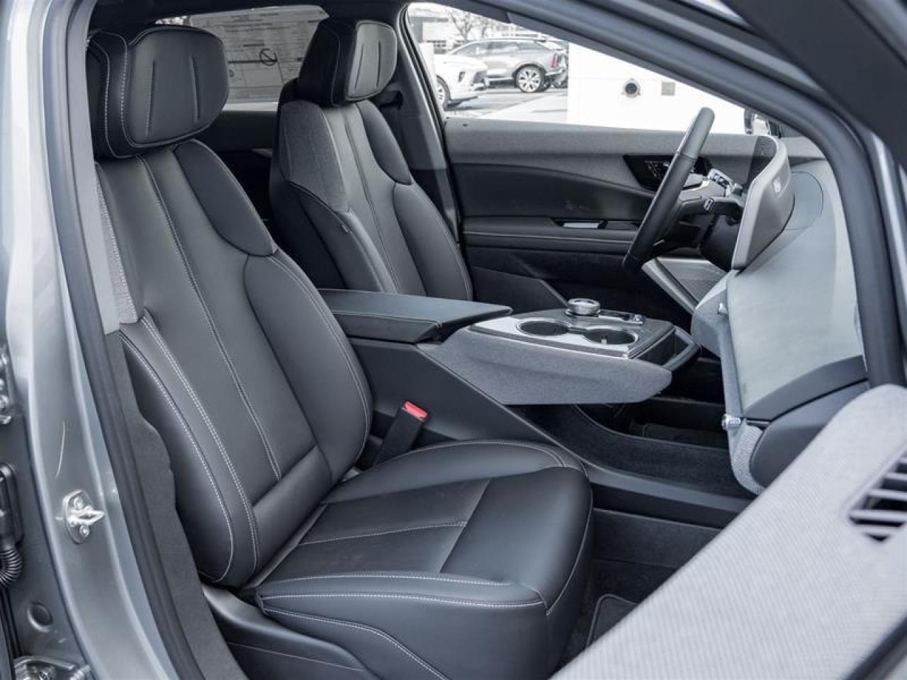 2026 Cadillac OPTIQ Luxury 4dr Photo